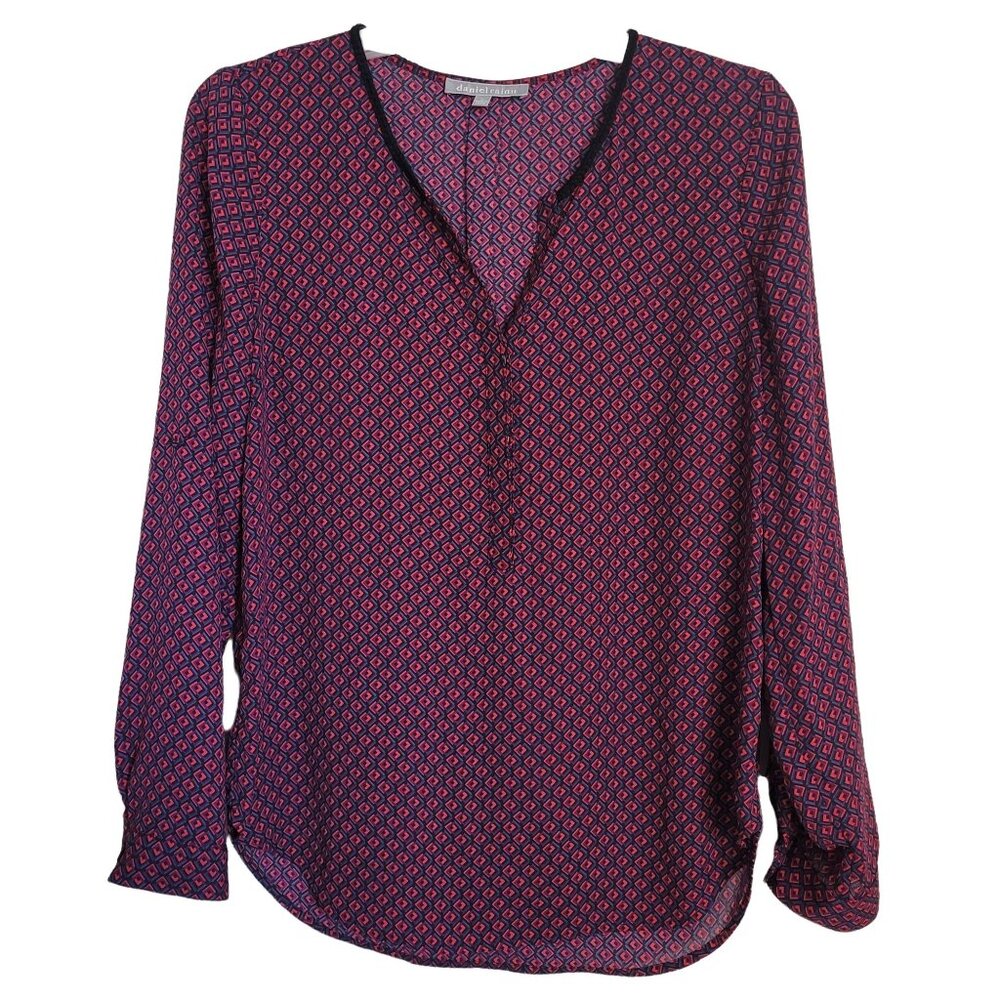 Daniel Rainn Women's Long Sleeve or 3/4 Using Hidden button Medium